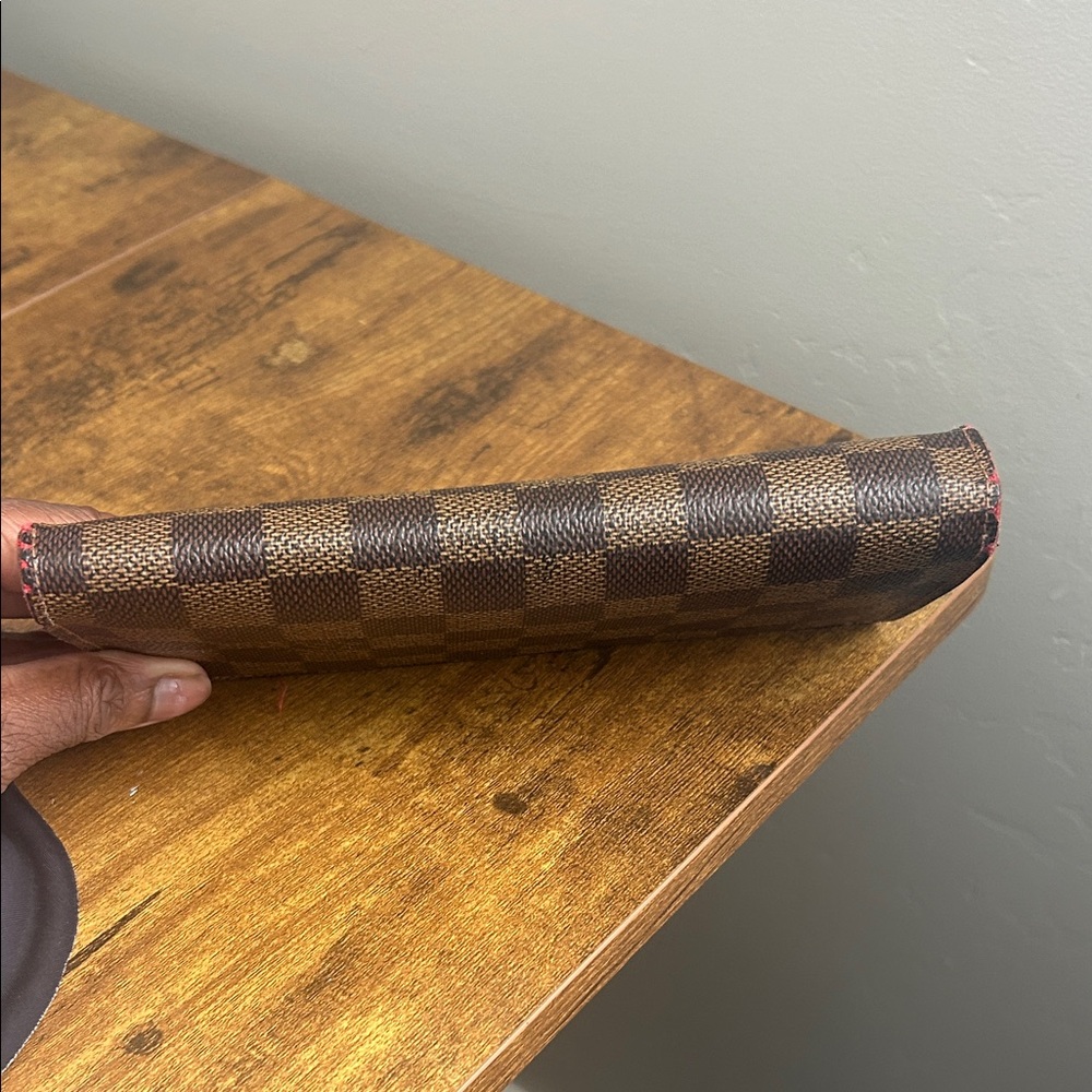 Louis Vuitton Damier Ebene Wallet - Picture 10 of 17